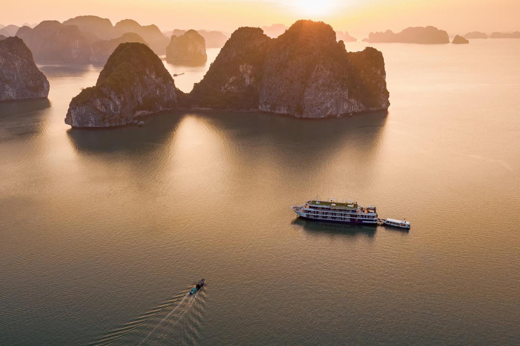 Hotel Halong Dragon Bay Cruise Ha Long Zewnętrze zdjęcie