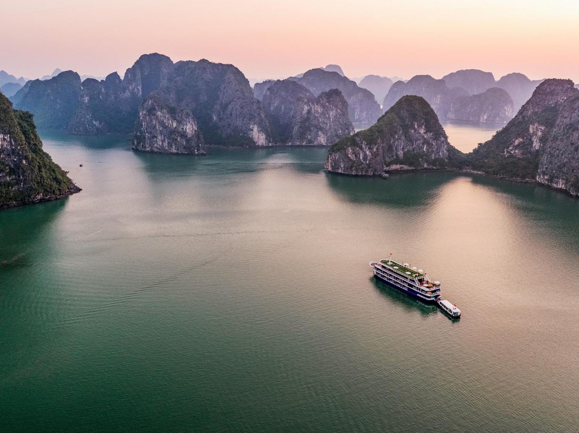 Hotel Halong Dragon Bay Cruise Ha Long Zewnętrze zdjęcie