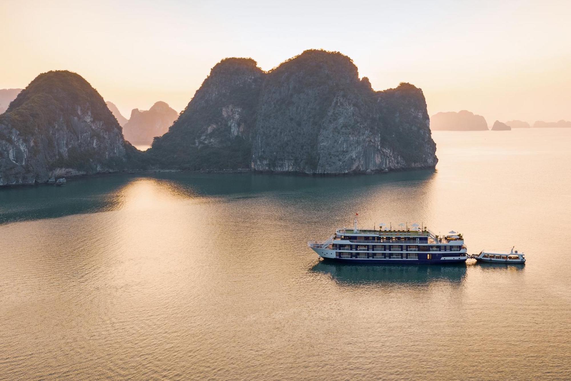 Hotel Halong Dragon Bay Cruise Ha Long Zewnętrze zdjęcie