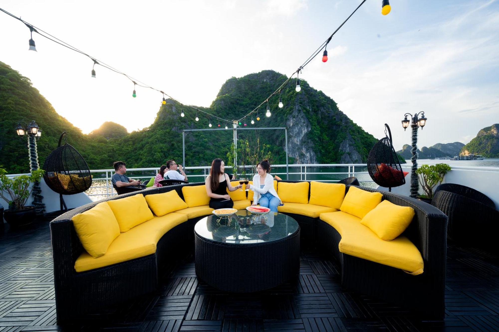 Hotel Halong Dragon Bay Cruise Ha Long Zewnętrze zdjęcie
